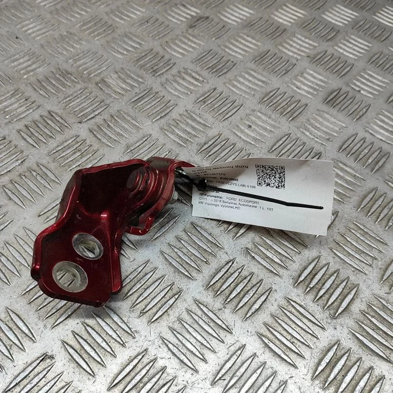 Rear door upper hinge – Ford Ecosport (2018-)