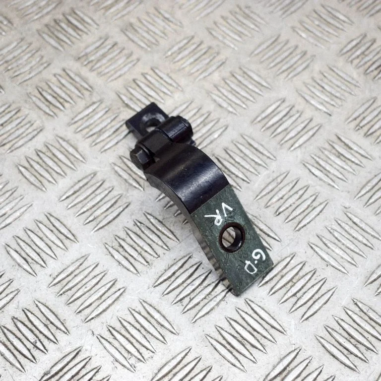 Tagaukse ülemine hing 7266716 – BMW i3 (2013-)