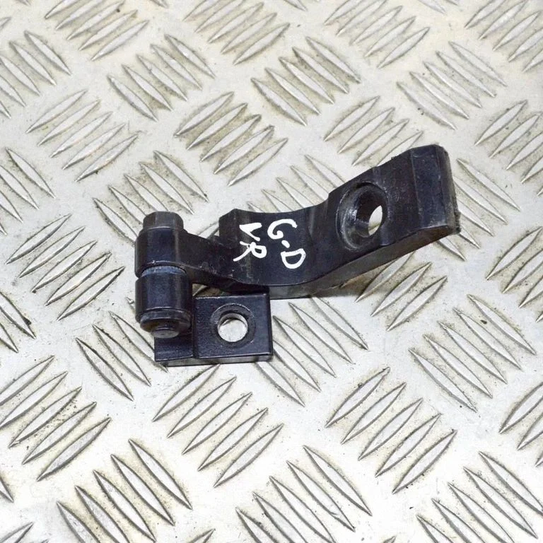 Tagaukse ülemine hing A046574 – BMW i3 (2013-)