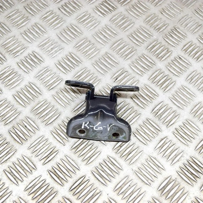 Aizmugurējā apakšējā eņģe 79410D8000