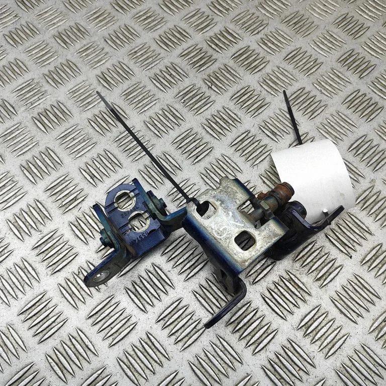 Tagaukse hingede komplekt K05074257AB