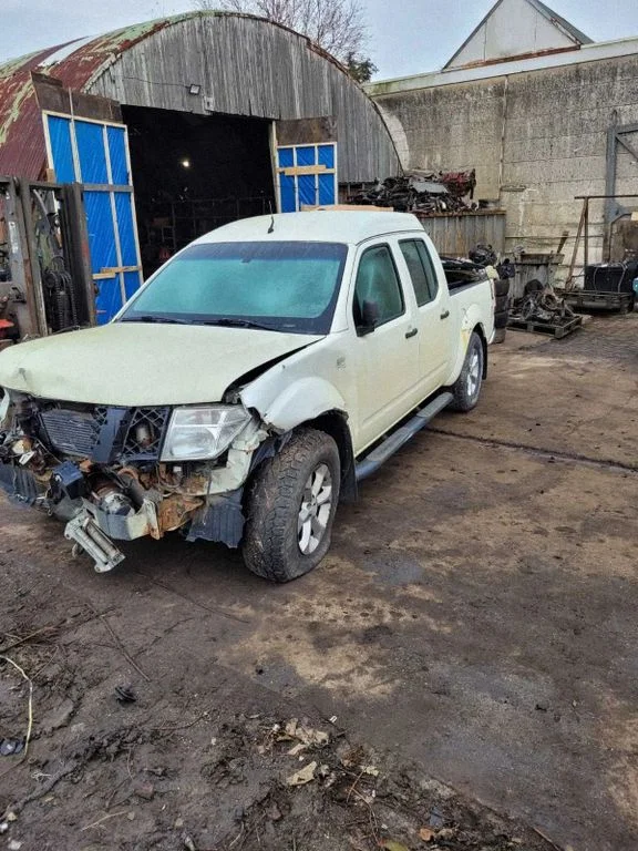 Nissan NP300