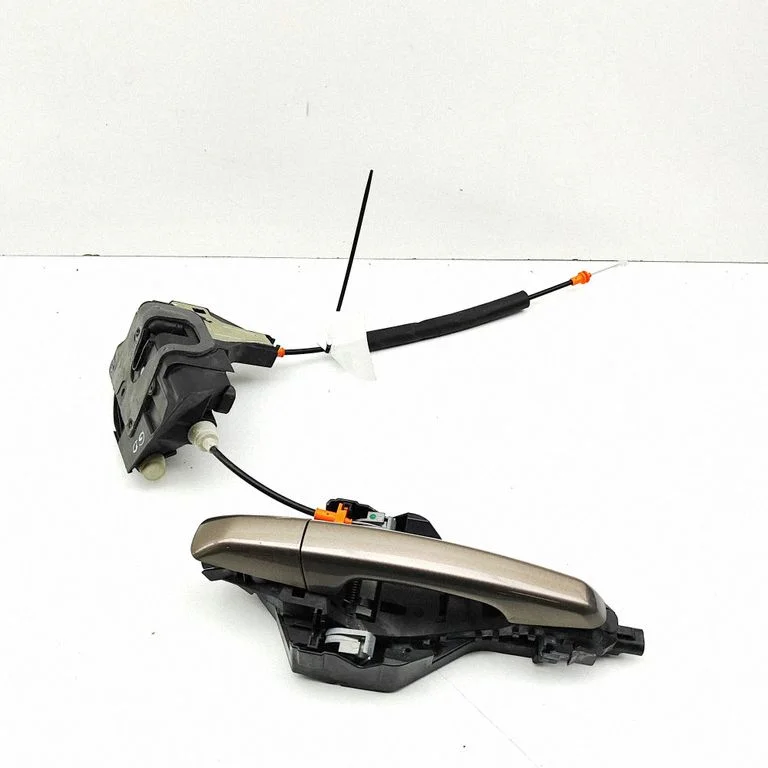 Tagaukse välimine käepide BJ32224N02CRMUA