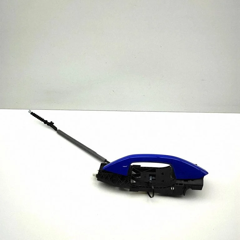 Tagaukse välimine käepide 8Y0839240A