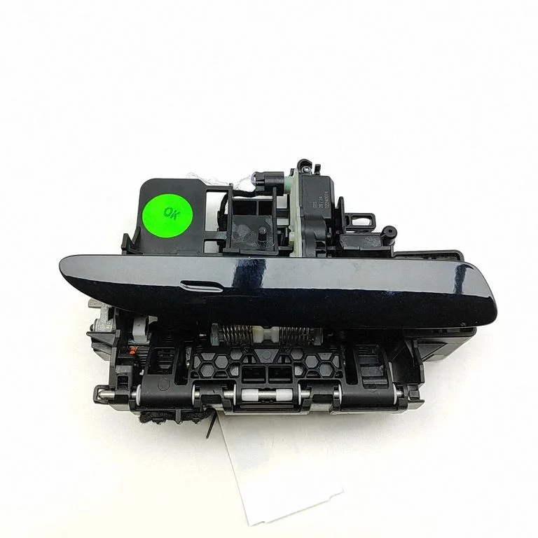 Tagaukse välimine käepide – Porsche Taycan 9J1 (2019-)