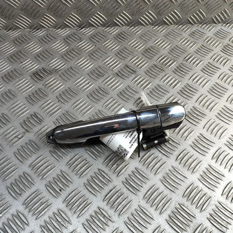 Rear door exterior handle – Toyota Hilux (AN10, AN20, AN30) (2008-2011)