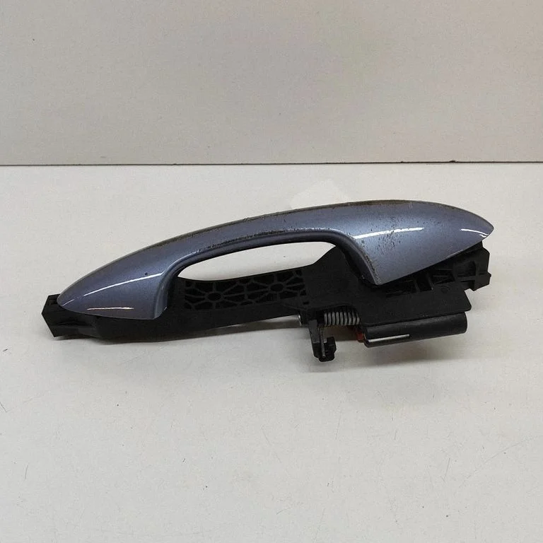 Tagaukse välimine käepide 83665HF000
