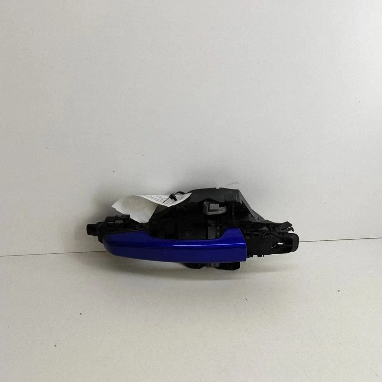 Tagaukse välimine käepide BJ32224N02