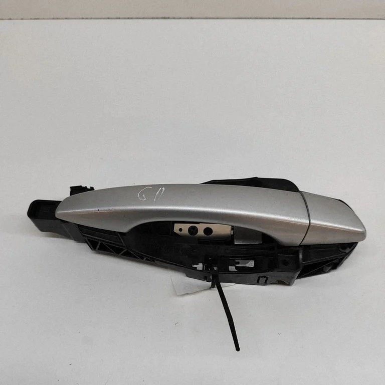 Klamka zewnętrzna drzwi tylnych 9802977180