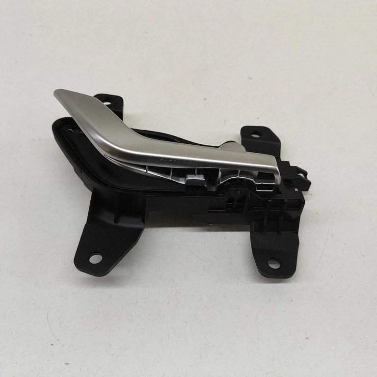 Rear door interior handle 82620CV000