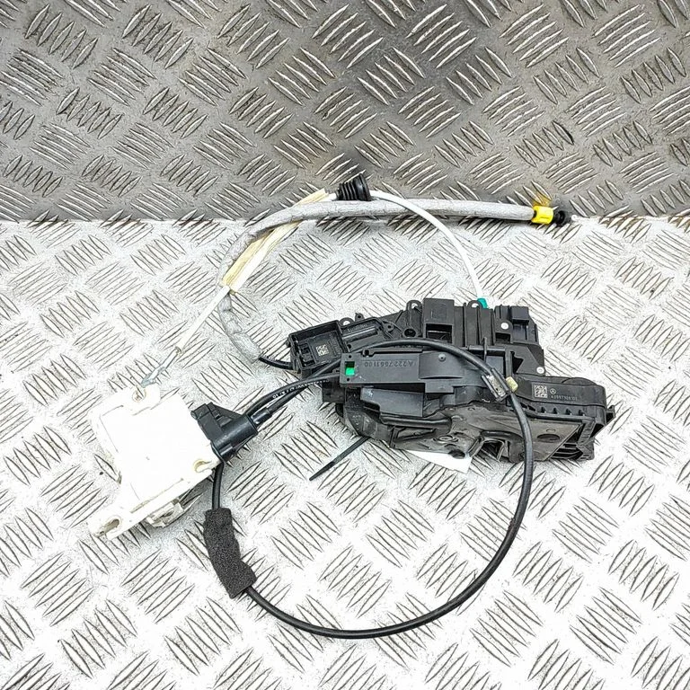 Rear door lock – Mercedes-Benz S-Class C217 (2015-2020)