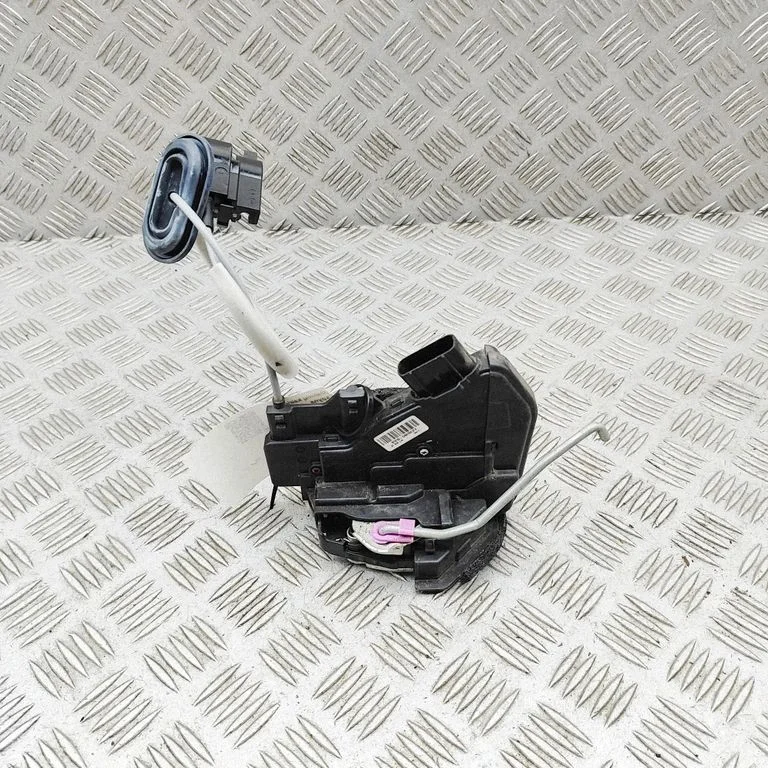 Tagaukse lukk 81410D4010 – KIA Optima (2015-2020)