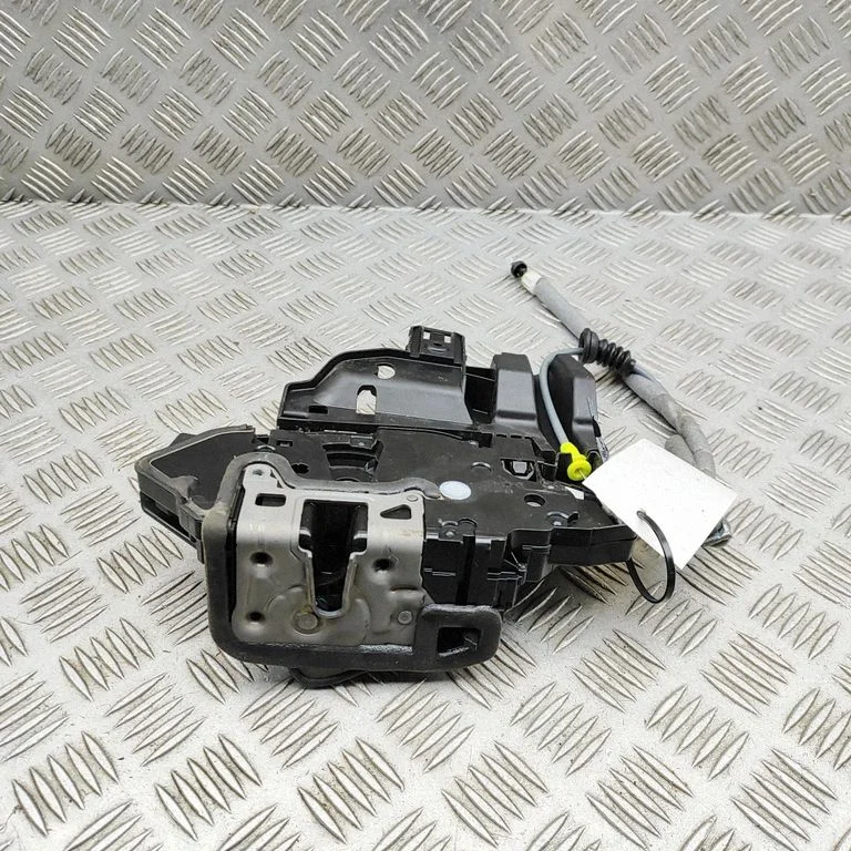 Rear door lock – Mercedes-Benz GLA-Class H247 (2020-)