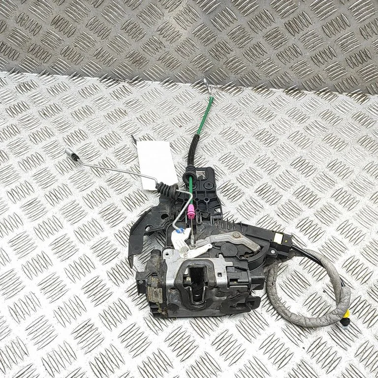 Rear door lock – Mercedes-Benz E-Class W213 (2016-)