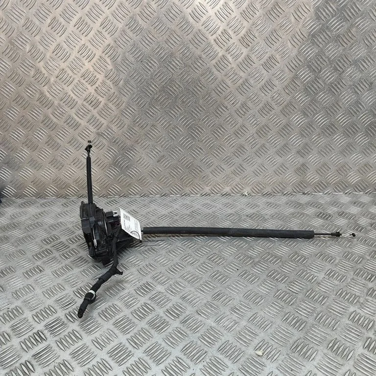 Tagaukse lukk M8E224994EC
