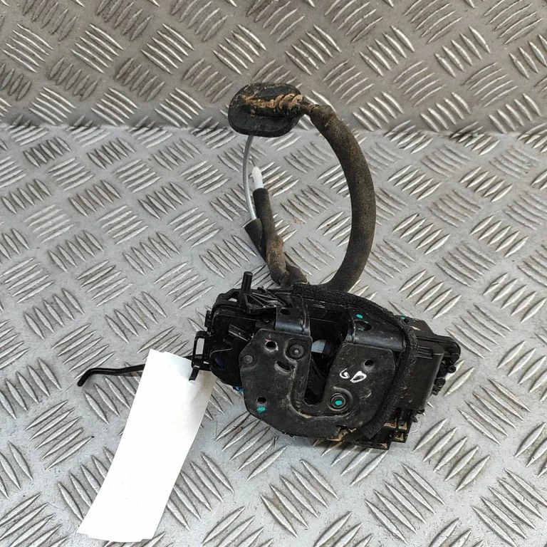 Rear door lock SC2EM6205209