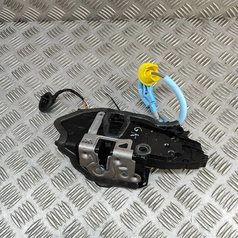 Tagaukse lukk 5A160D1 – BMW X2 U10 (2023-)