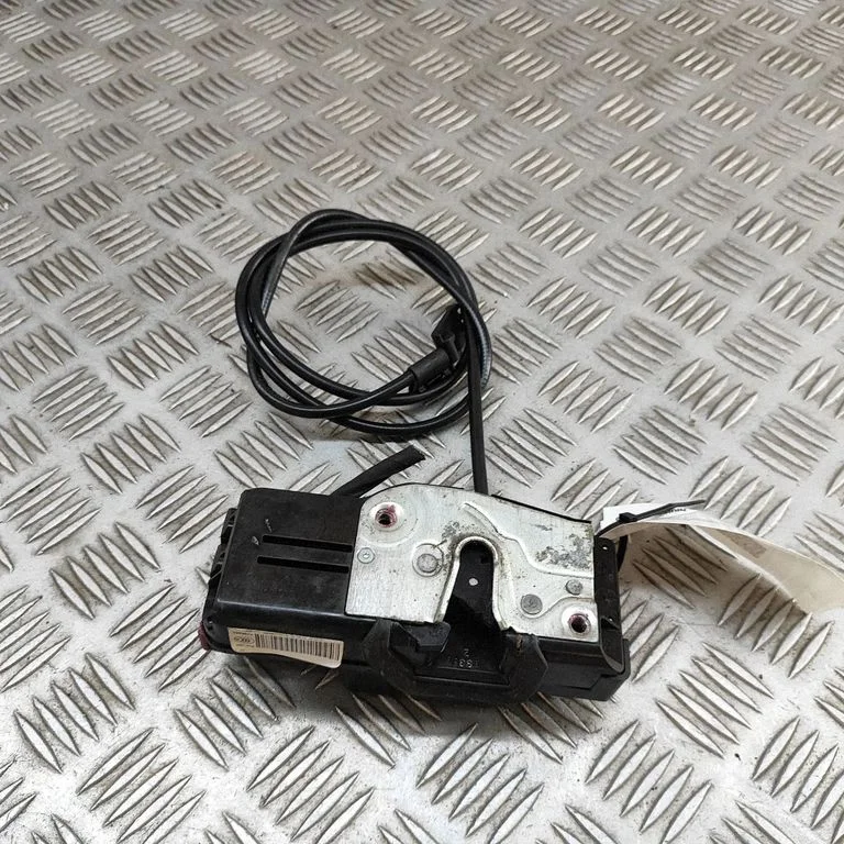 Rear door lock – Tesla Model S (2012-)