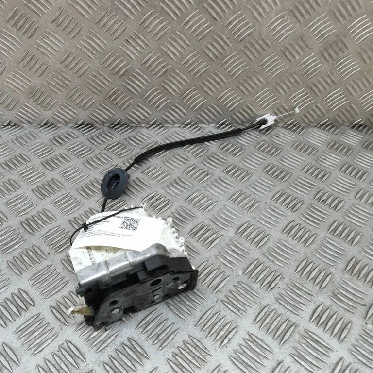 Rear door lock – Porsche Cayenne (9Y0 9Y3) (2018-)