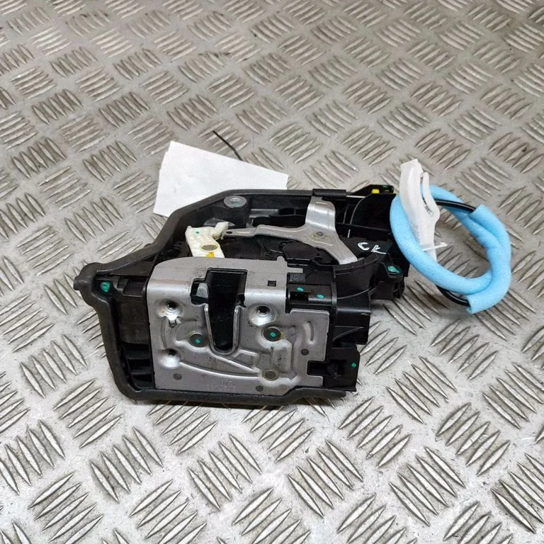 Rear door lock – BMW X5 F15 (2013-2017)