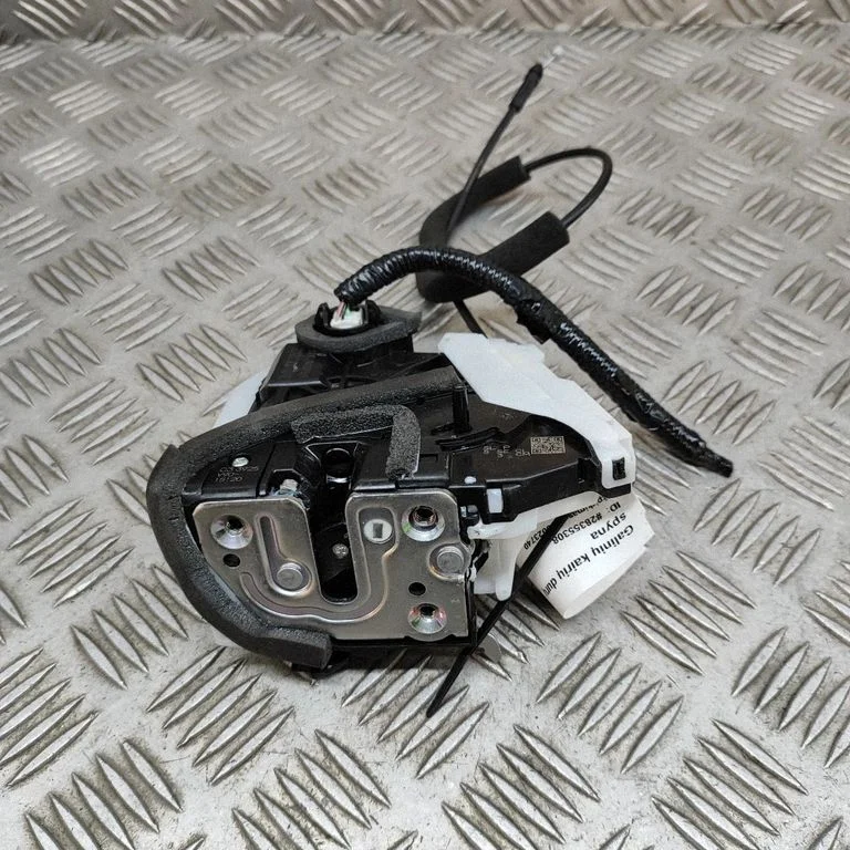 Tagaukse lukk – Nissan Qashqai J12 (2021-)