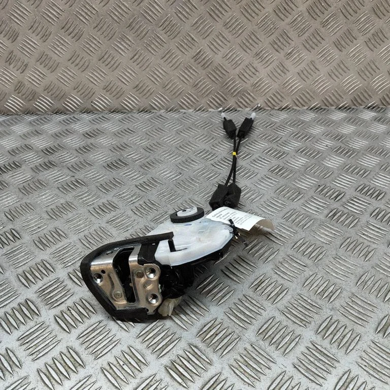 Rear door lock 72651TEXY000