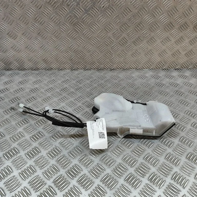 Rear door lock 6920008040