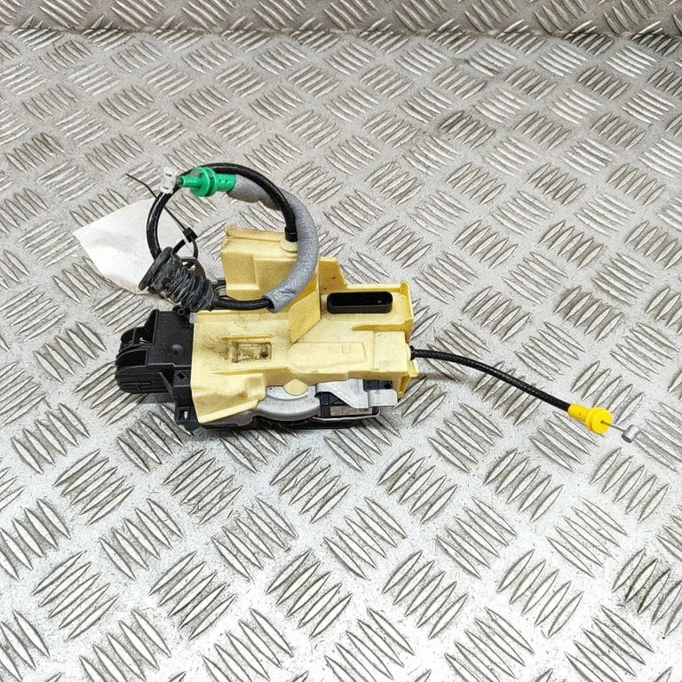 Rear door lock – Volvo V60 (2018-)