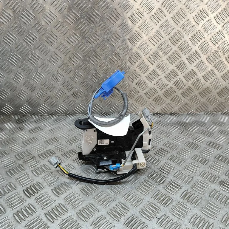 Rear door lock 81410CV500
