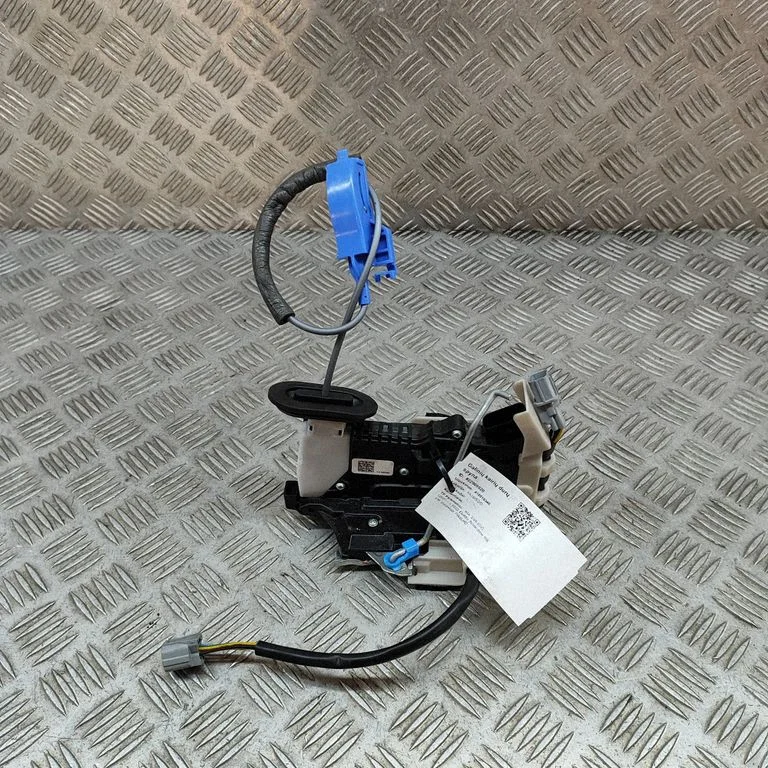 Rear door lock 81410CV500