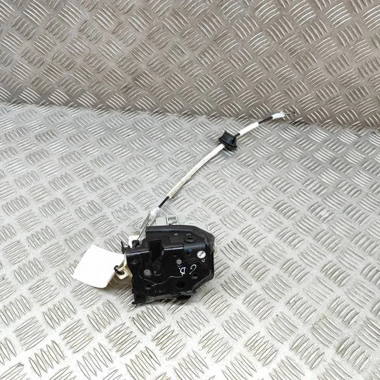 Rear door lock – Audi Q5 SQ5 8R (2008-2017)