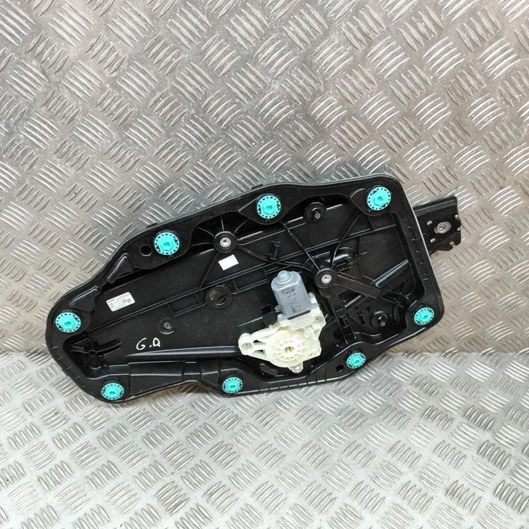 Rear window lifting mechanism without motor 4K0959881 – Audi Q4 e-tron (2021-)