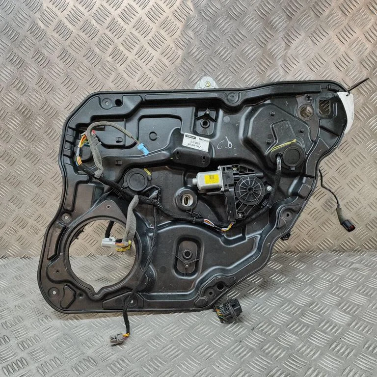 Rear window lifting mechanism without motor – Volvo XC60 (2017-)