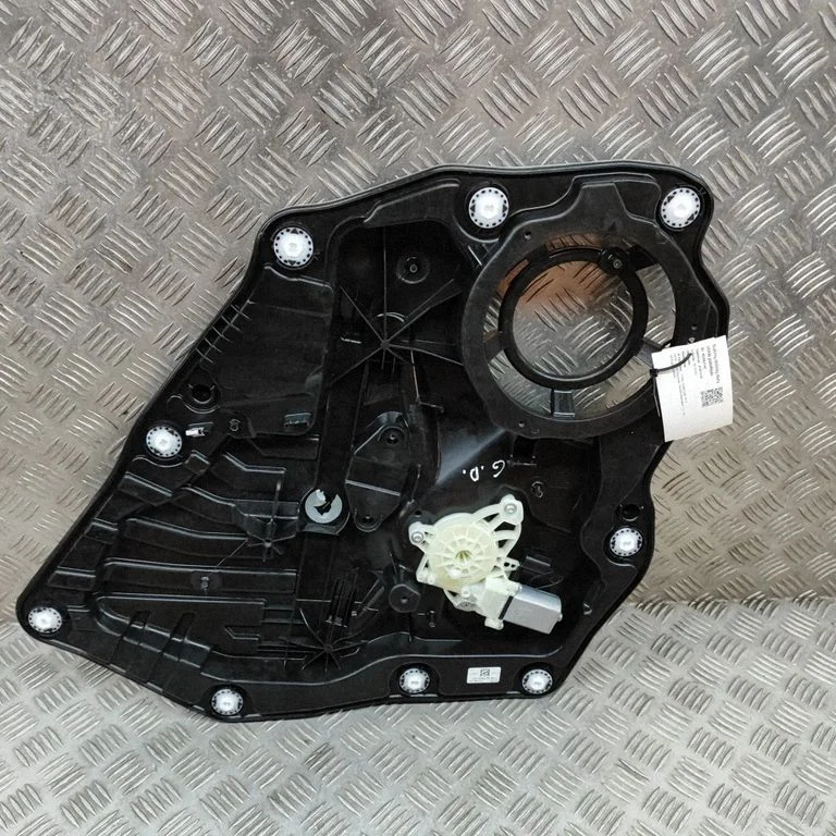 Aizmugurējā el. loga pacēlāja mehānisms bez motoriņa L1TB14A389DD