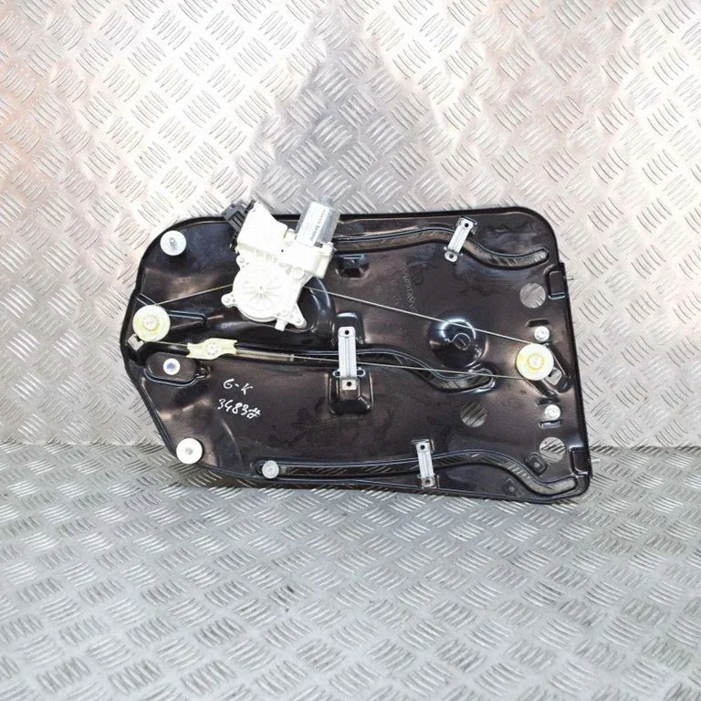 Rear door window regulator with motor 9466809 – Volvo C70 (2006-2010)