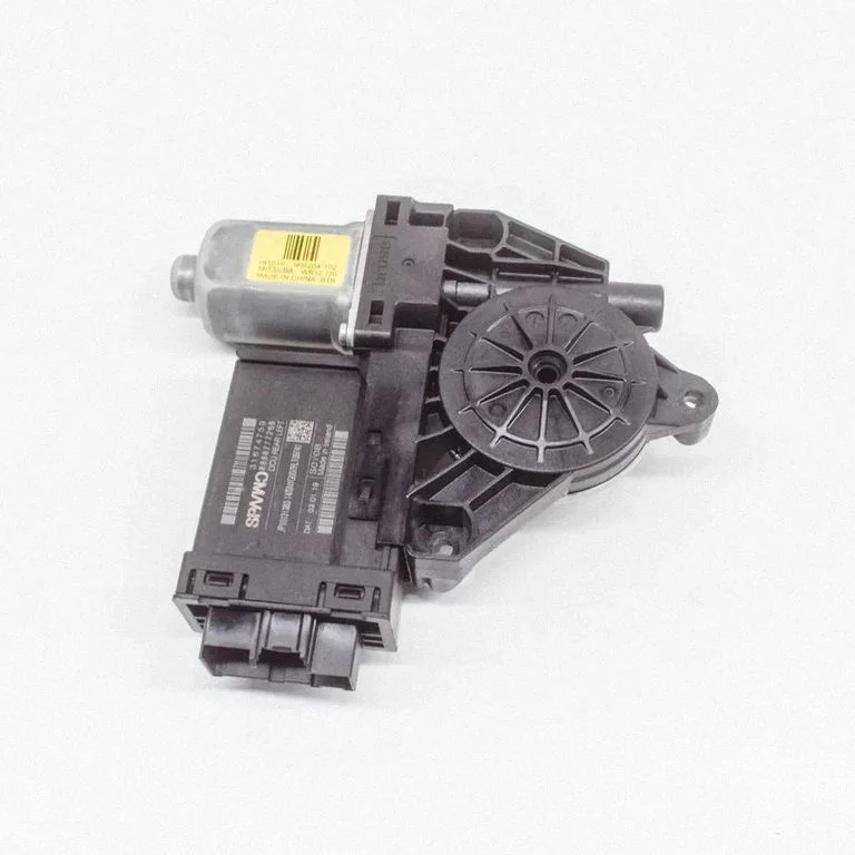 Aizmugurējā loga pacēlāja motoriņš 31674759
