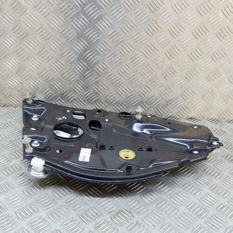 Rear door window regulator with motor A2056700103