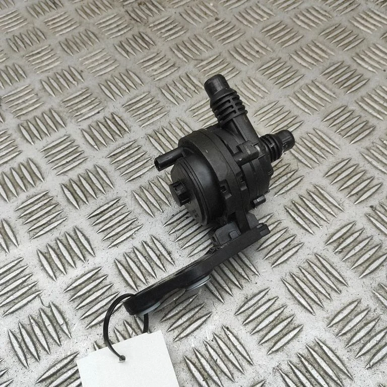 Electric auxiliary coolant/water pump – BMW X6 G06 (2019-)