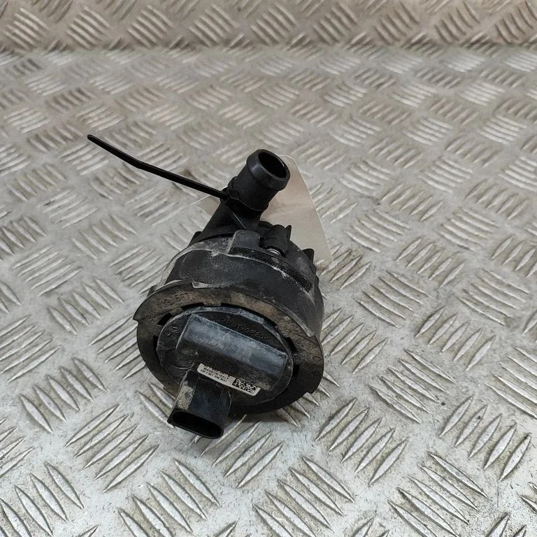 Elektriskais cirkulācijas sūknītis 9J1965567B