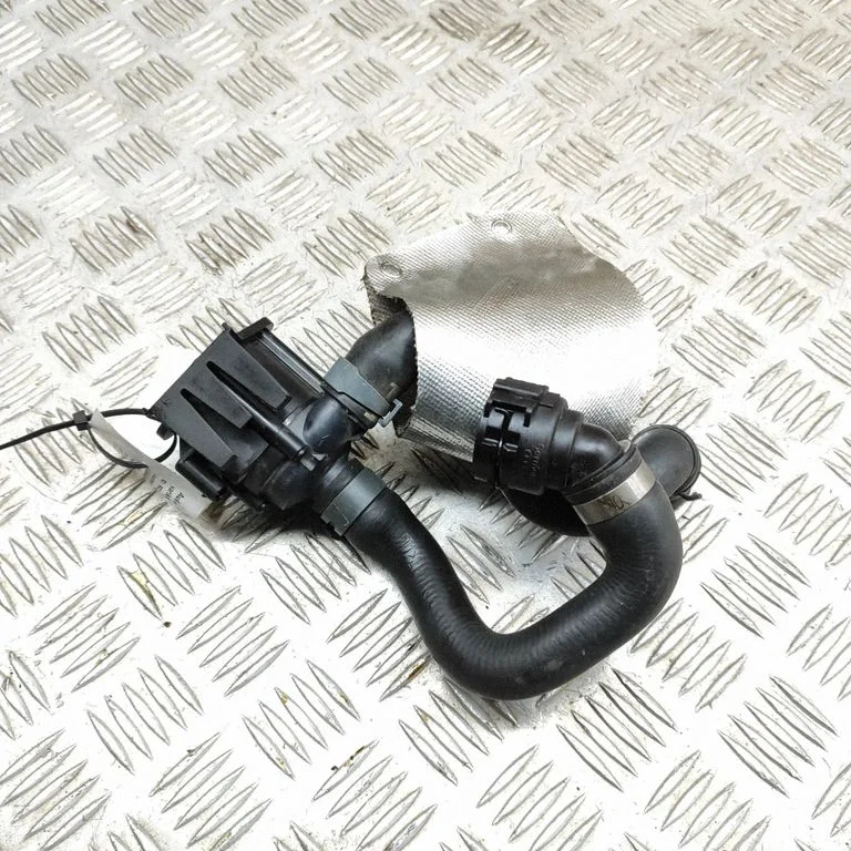 Elektriskais cirkulācijas sūknītis 8W0819332E