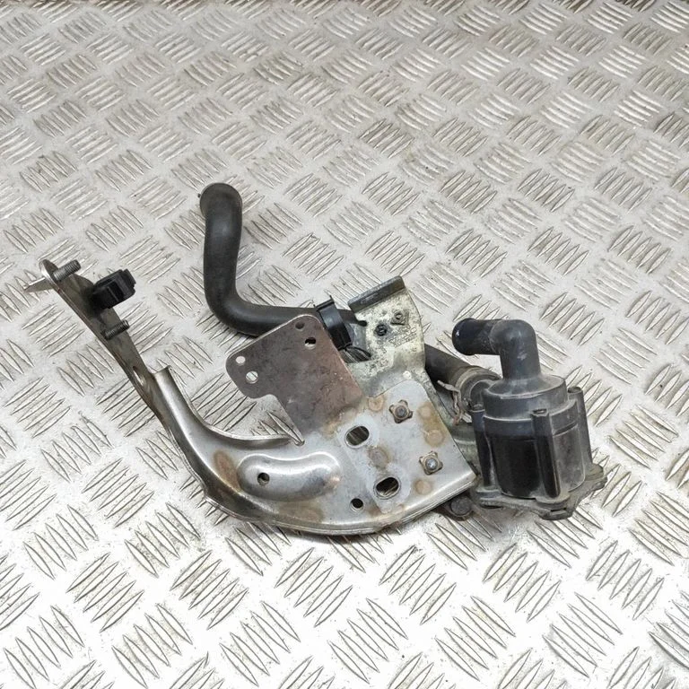 Elektryczna pompa cyrkulacyjna 31368143