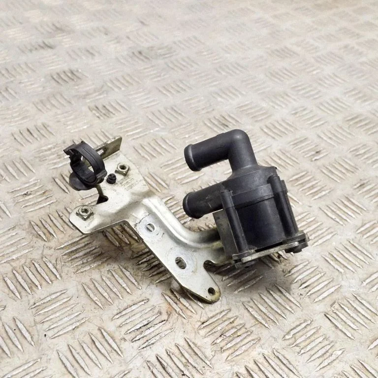 Elektriline lisatsirkulatsioonipump – Volvo XC60 (2017-)