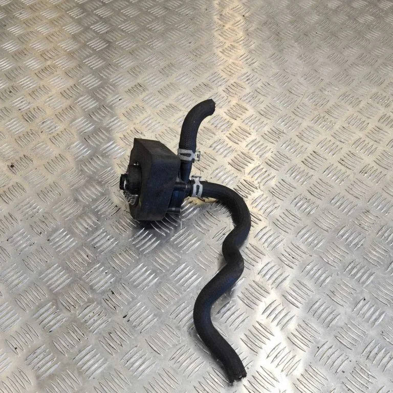 Electric auxiliary coolant/water pump – Tesla Model S (2012-)