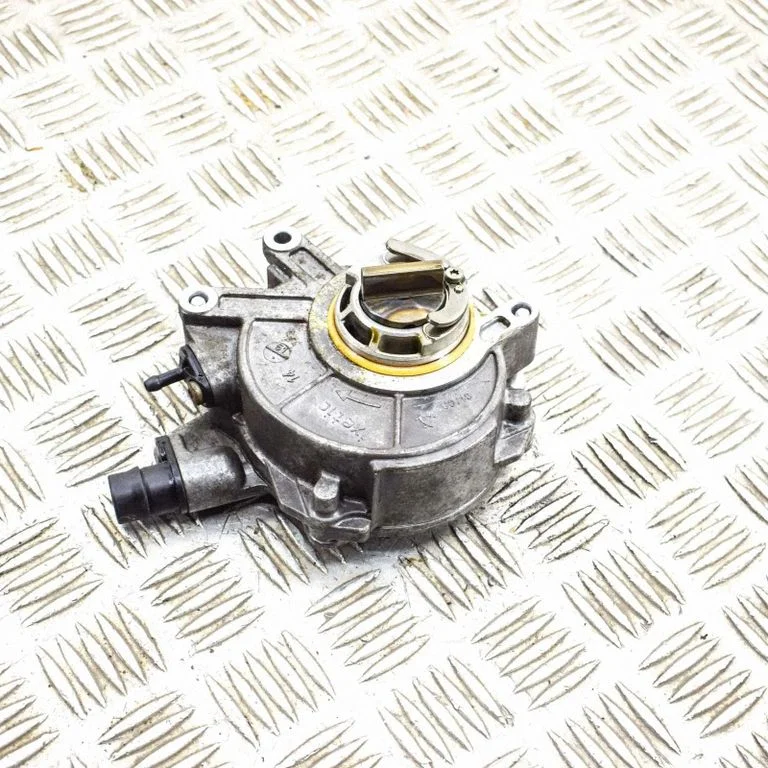 Pompa próżniowa (vacuum) – BMW Seria 5 F10 F11 (2009-2016)