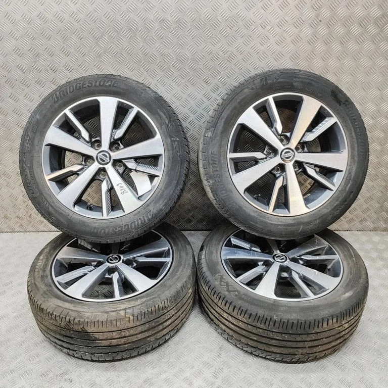 R16 alloy rim 403005MB3A