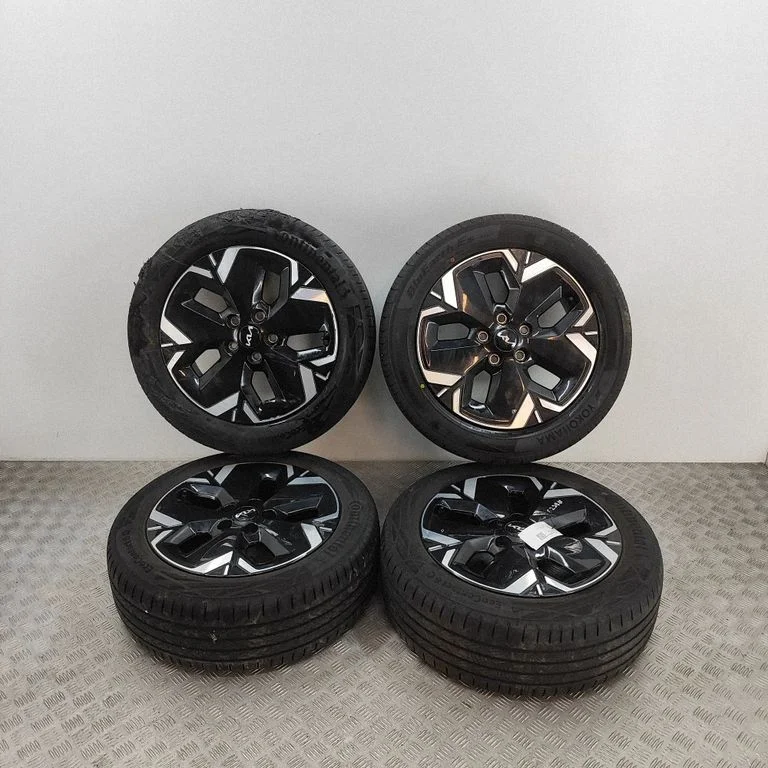 R17 alloy rim 52910AO000