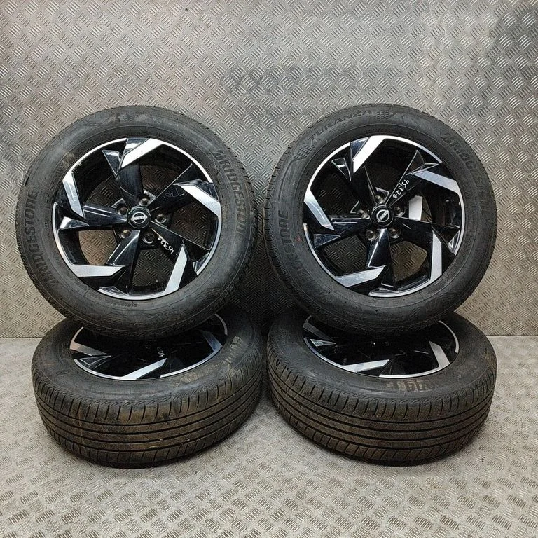 Felgi aluminiowe R17 D0C006PD1A