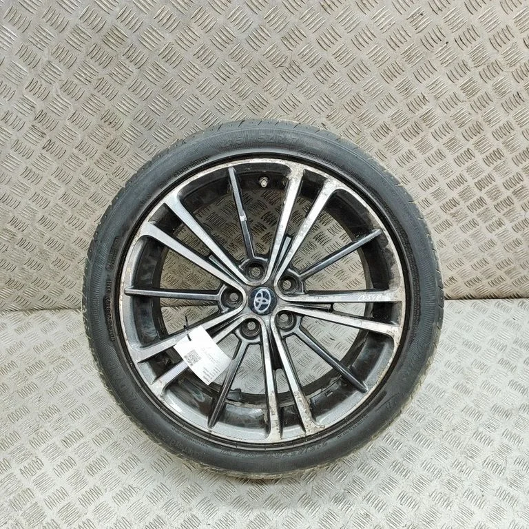 Felgi aluminiowe R17 SU00300757