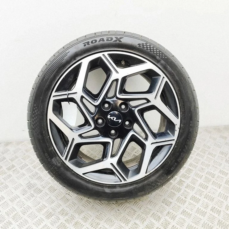 R18 lengvojo lydinio ratlankis (-iai)