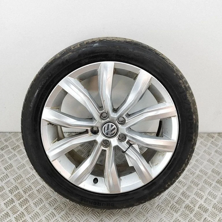 R18 alloy rim 2GA601025L